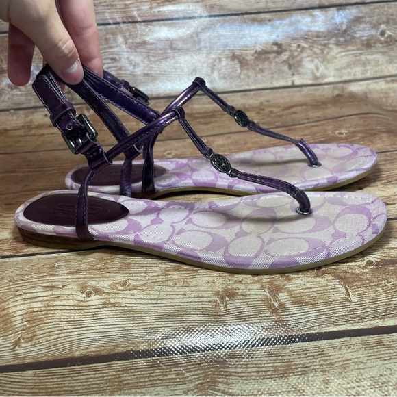 Coach Women’s Metallic Purple Thong Sandals size 8 - Picture 12 of 12